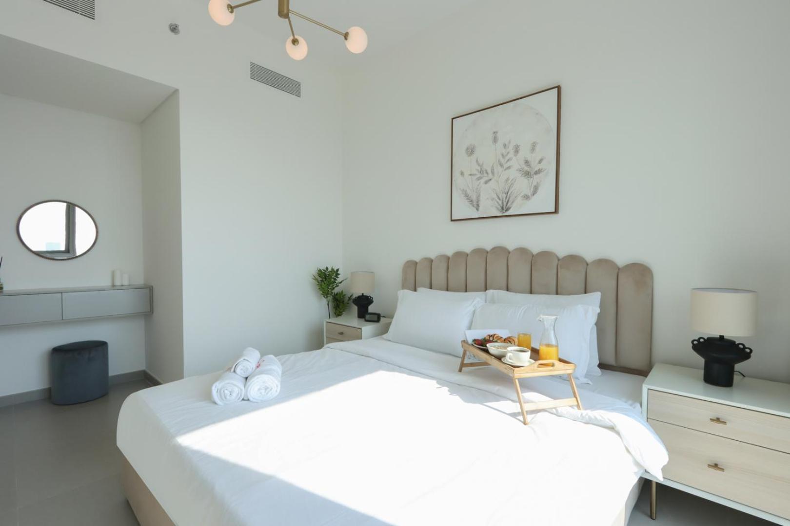 Apartment Livbnb-sky-high Haven 3br With Maid's Room, Burj Khalifa View