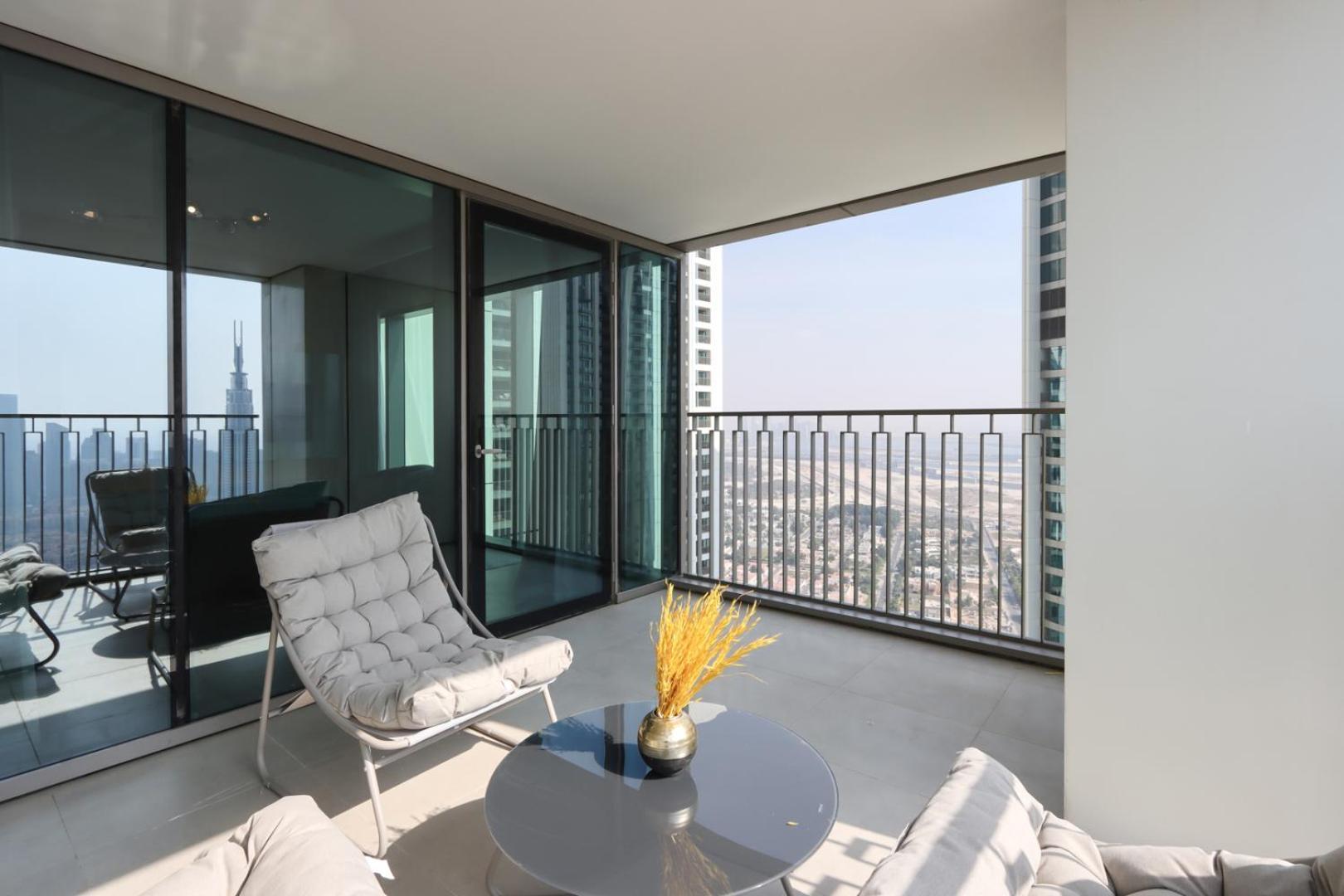 Livbnb-sky-high Haven 3br With Maid's Room, Burj Khalifa View * Dubai